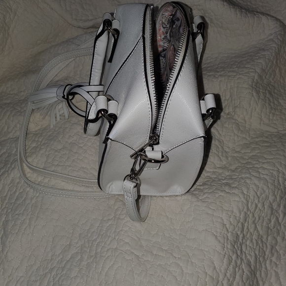 Purse - Picture 2 of 2